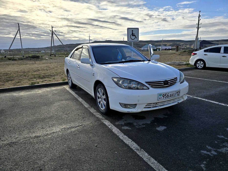Продается авто тойота камри 35