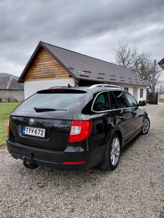 Skoda superb anul 2012