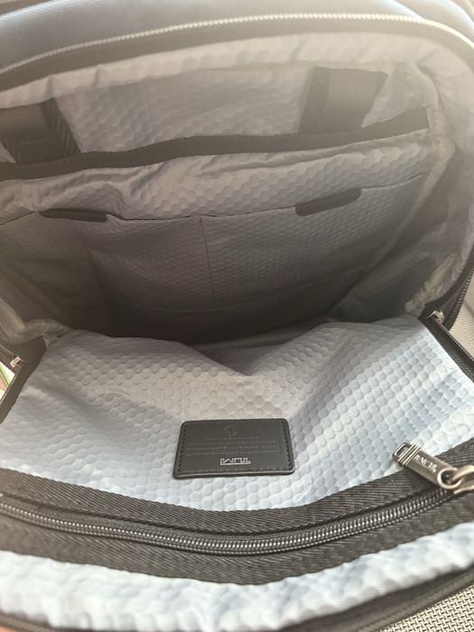 Tumi Alpha Bravo рюкзак