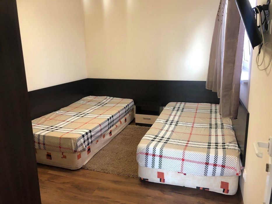 Дава се под наем Етаж от къща в Варна, Център - 85 кв.м за 750 € - Снимка #6