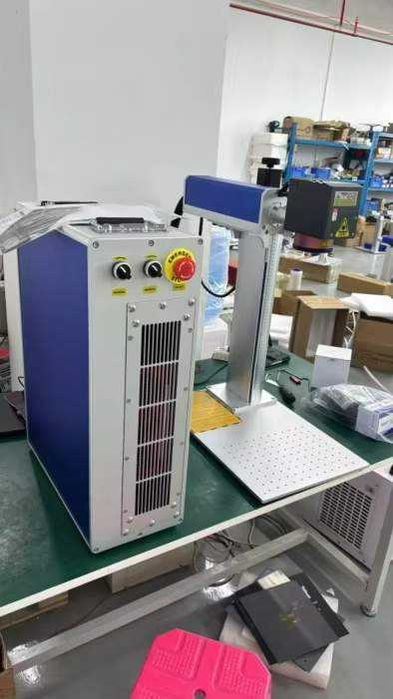 Fiber Laser Raycus MOPA 20/30/50/100/200/300W 2D 2.5D 3D лазер лазерно триизмерно релефно гравиране маркиране рязане