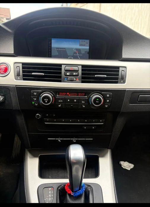 Bmw seria 3 e91 2.0D automat 4x4