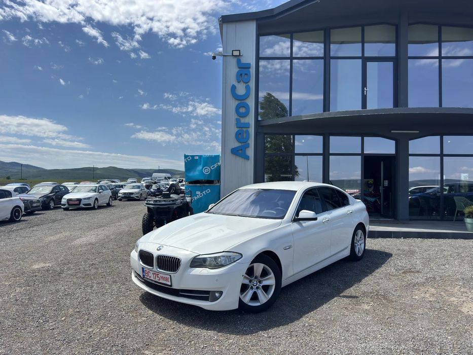 BMW Seria 5 BMW 520d // Navigatie // Soft close // 185 Cp