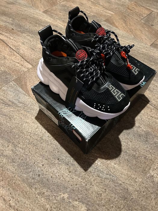 Versace Chain Reaction