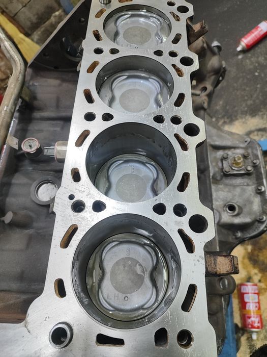 Заряженный блок 2uz-fe