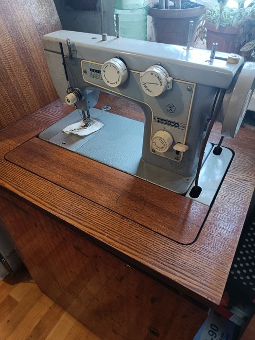 Швейная машина Подольская