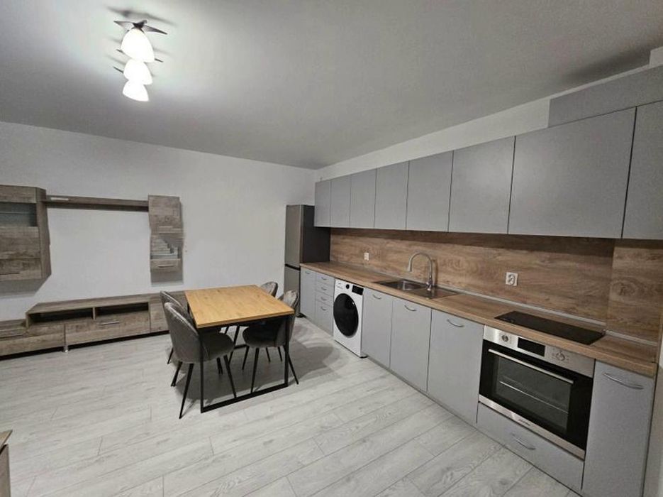 Дава се под наем Двустаен апартамент в София, Кръстова вада - 72 кв.м за 766 € - Снимка #2