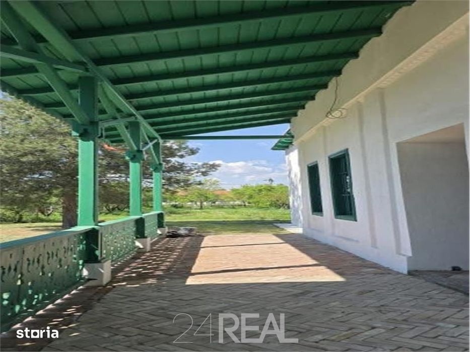 Conacul Poiana - Bihor - renovat - de vanzare