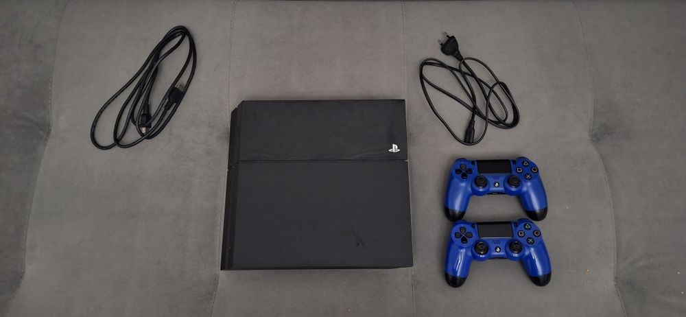 Плейстейшн 4 Fat