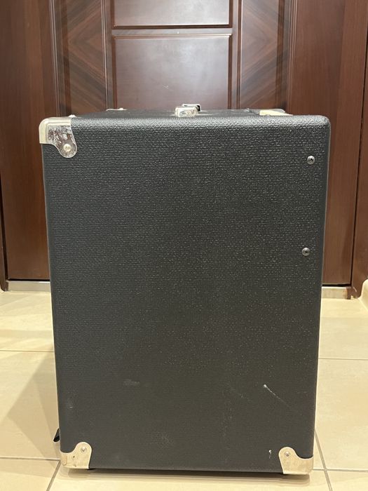 Fender Rumble 40 V3 Бас комбо