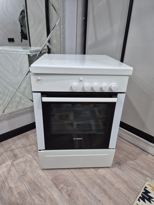 Продам газовую плиту Bosch