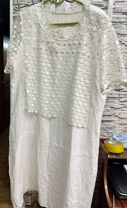 Белое летнее платье