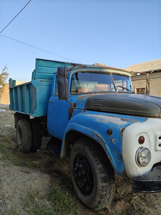 Zil 130 Sotiladi. Holati ishga tayyor.