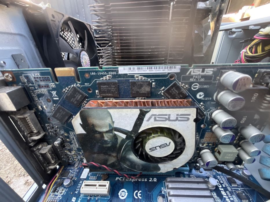 продаю два пк на запчасти