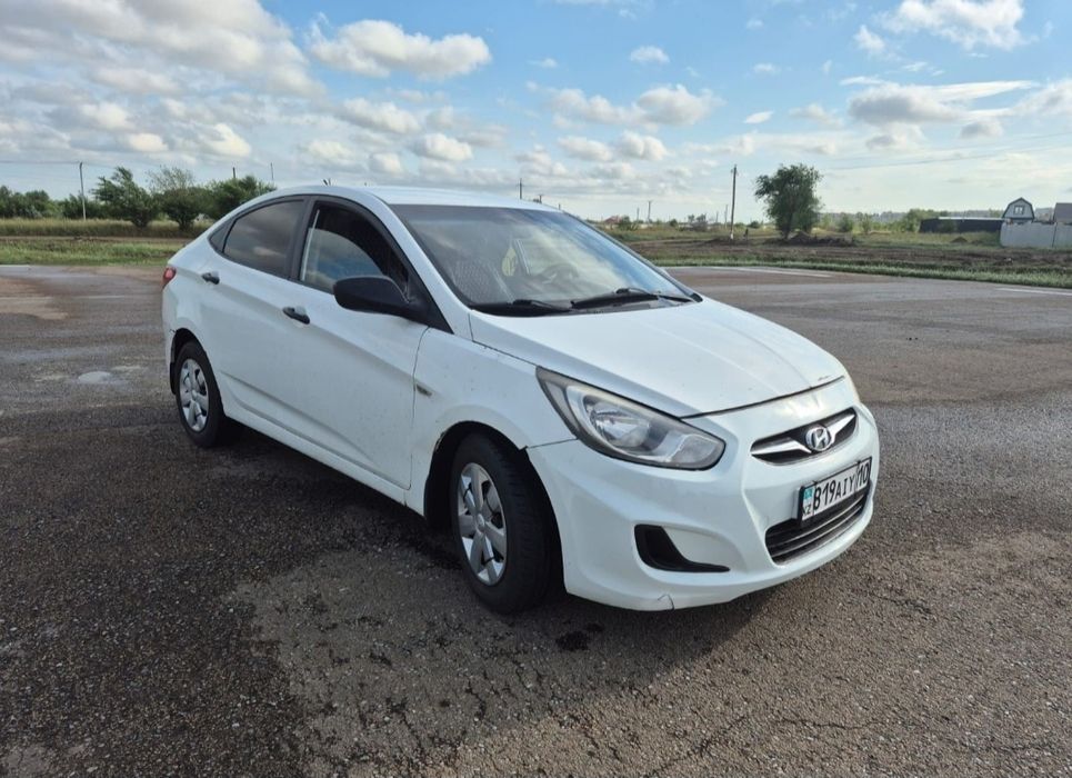 Продам Hyundai accent 2013 года