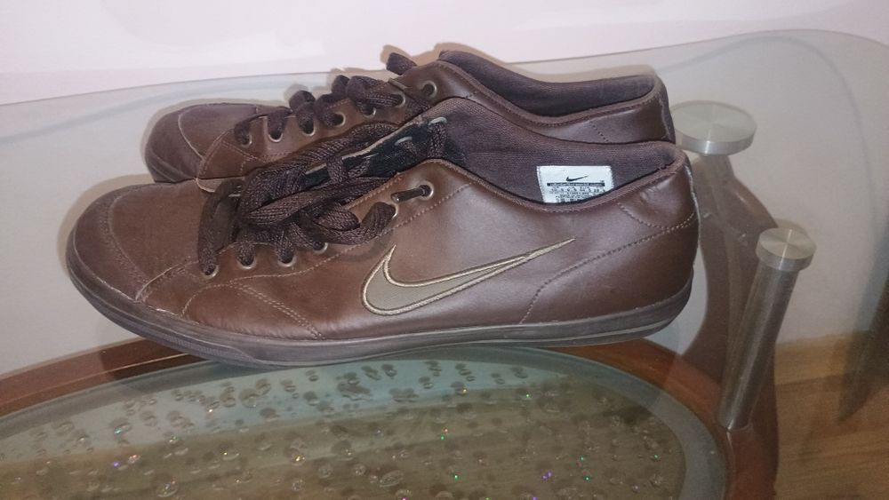 Adidași Nike Capri