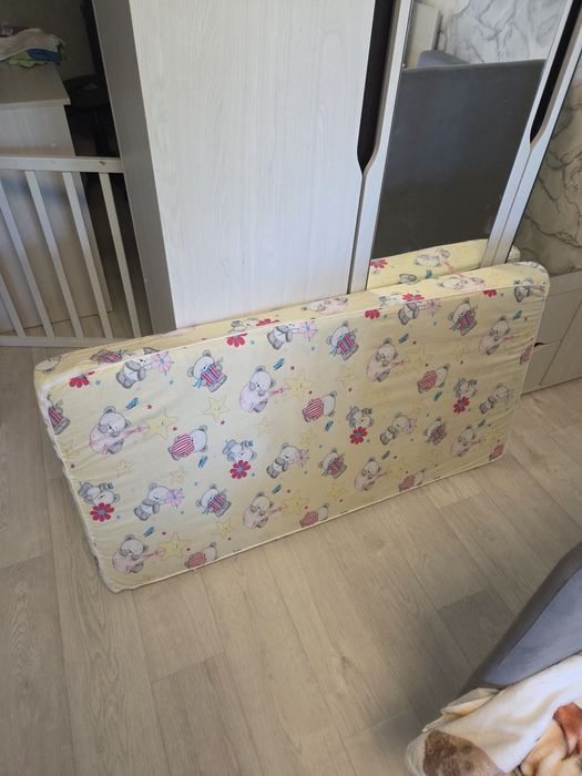 Продам детский матрас 60×120