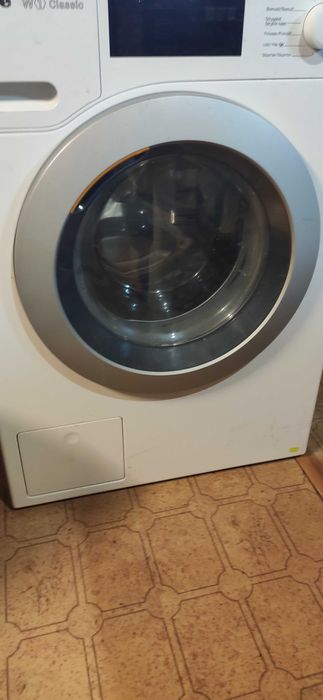 Miele W1 Classic за части без долна платка