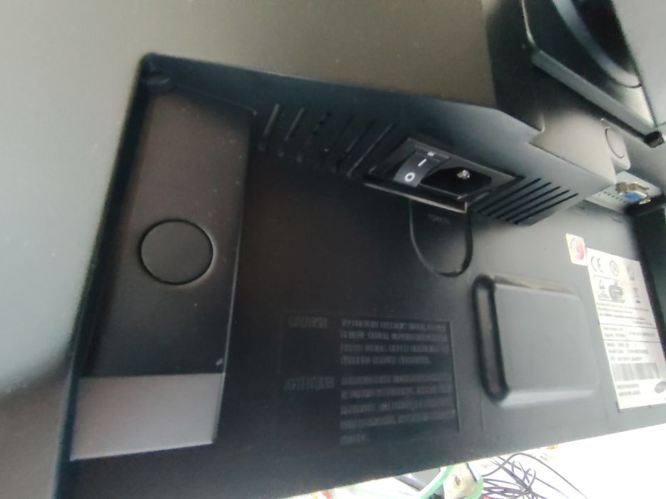 Монитор Samsung SyncMaster 940B
