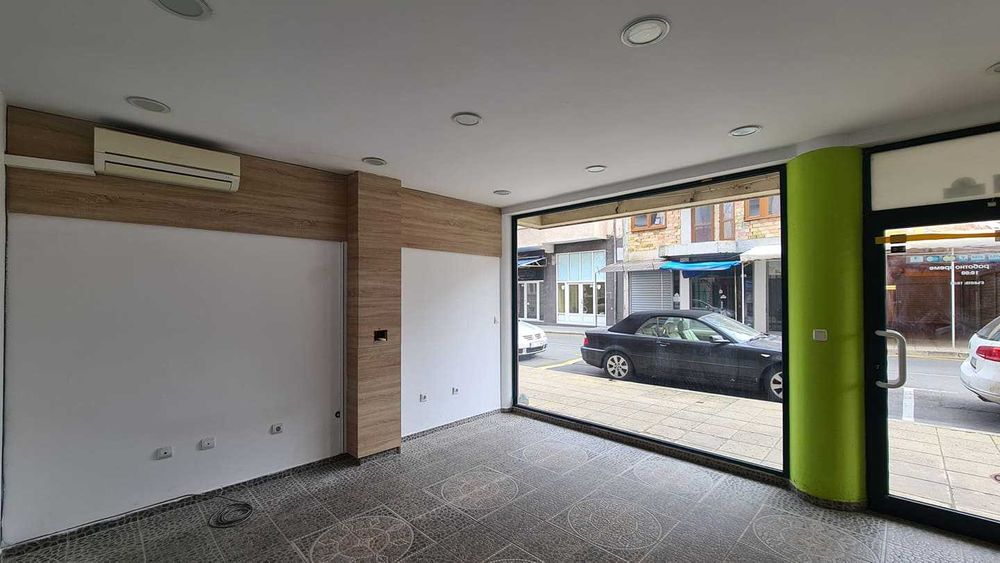 Дава се под наем Магазин в Поморие - 30 кв.м за 3989.73 € - Снимка #3