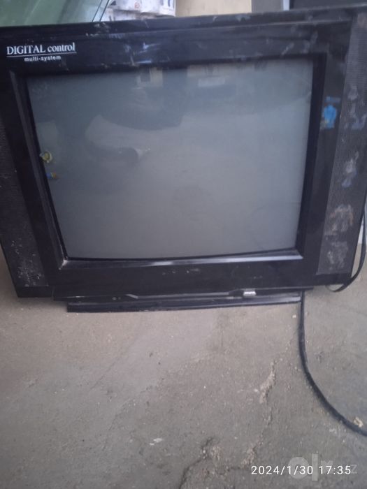 4 ta telivizor zapchasga beriladi
