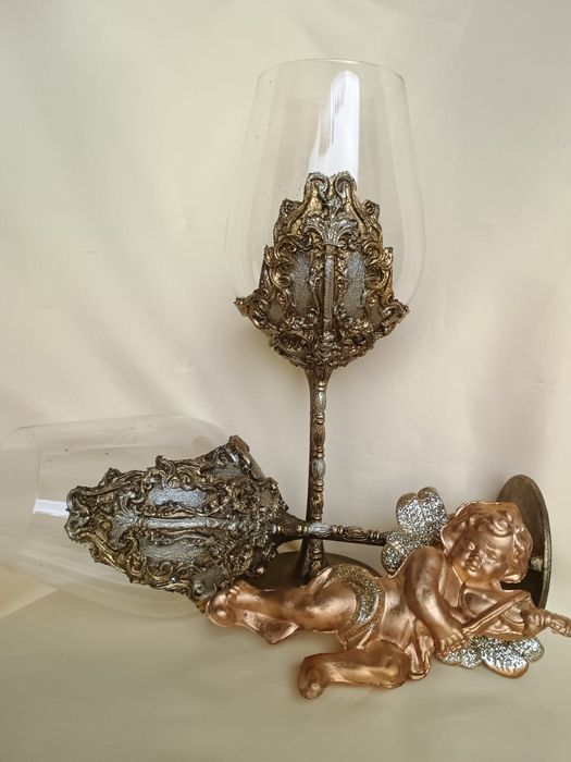 Ръчно декориран комплект за вино! Подарък!