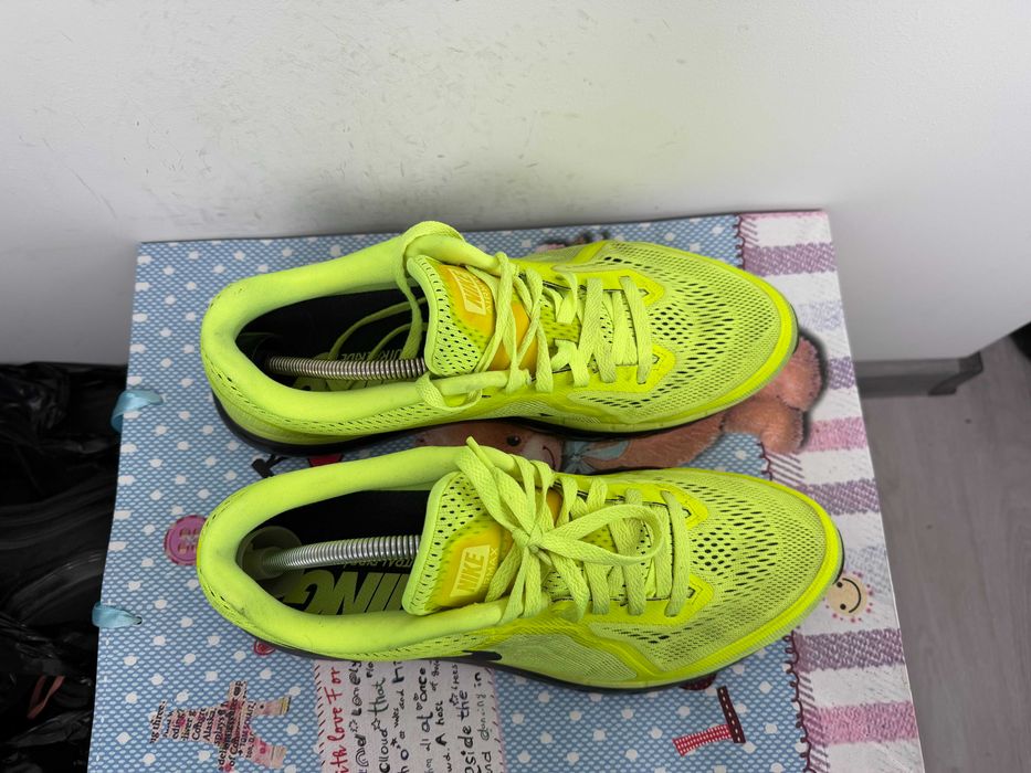 Nike Air Max 2014 'Volt' оригинални маратонки 45 номер