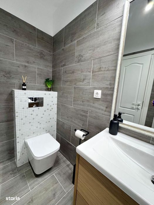 Apartament  NOU 2 camere Platoul Cornesti / UMF / mobilat / Parcare