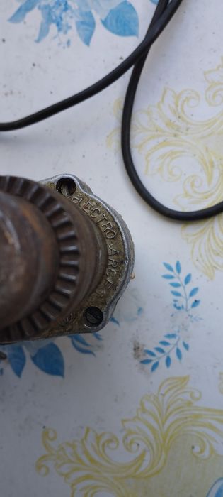 Bormașină veche electro Arges