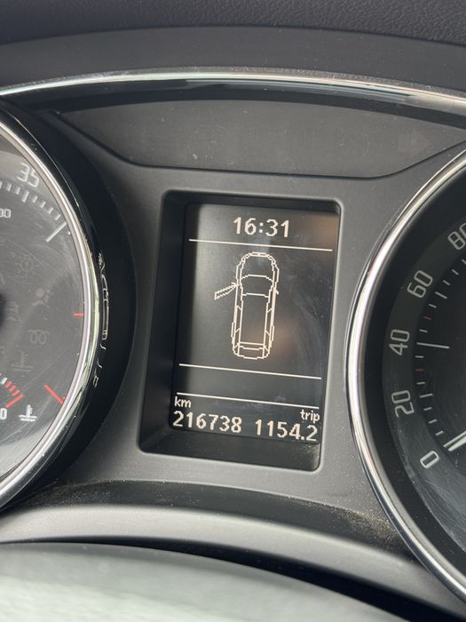 SKODA Superb 2013 — imagine 5