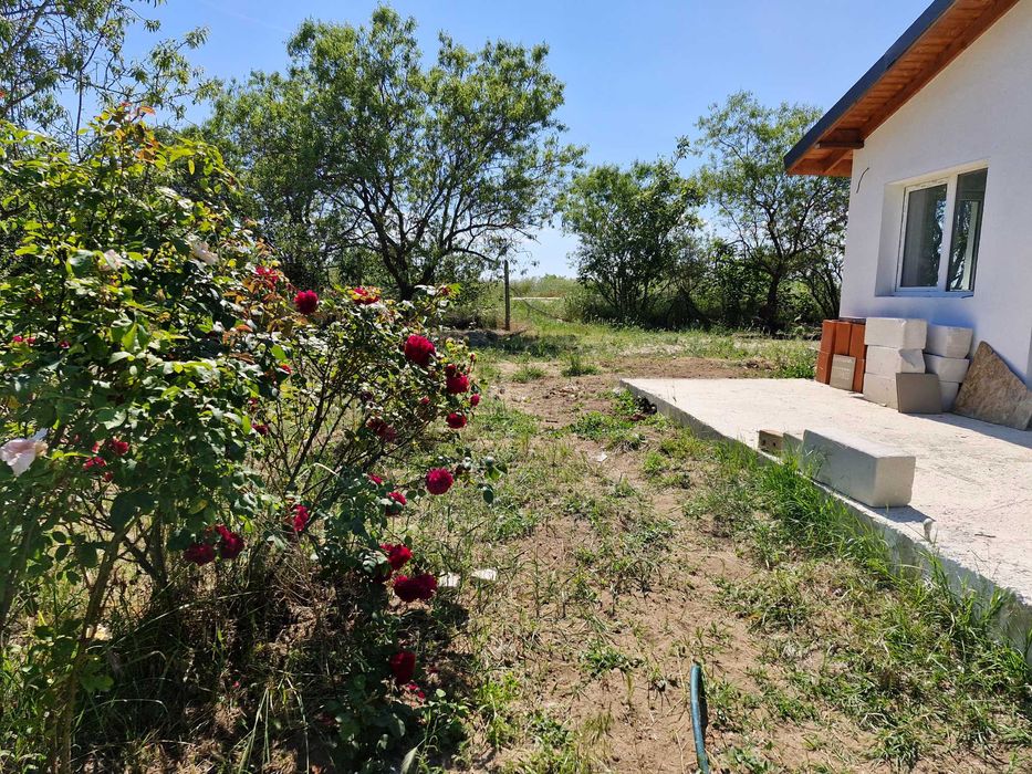 Продава се Къща в Варна, м-т Боровец - север - 83 кв.м за 1531 €/кв.м - Снимка #2