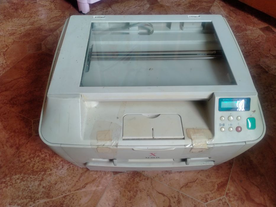 Продам принтер ксерокс