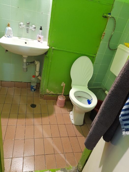 Продава се Двустаен апартамент в Шумен, 2-ри корпус - 58 кв.м за 1587 €/кв.м - Снимка #8