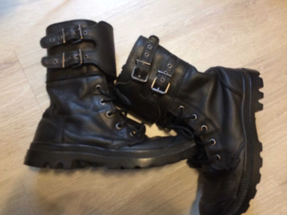 Черни боти,кубинки Palladium,естественна кожа.