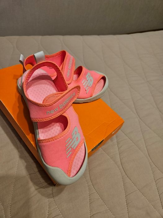 New balance сандали