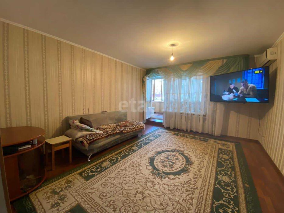 Продам 4х комнатную квартиру