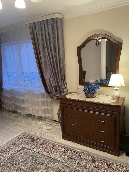 Спальный гарнитур