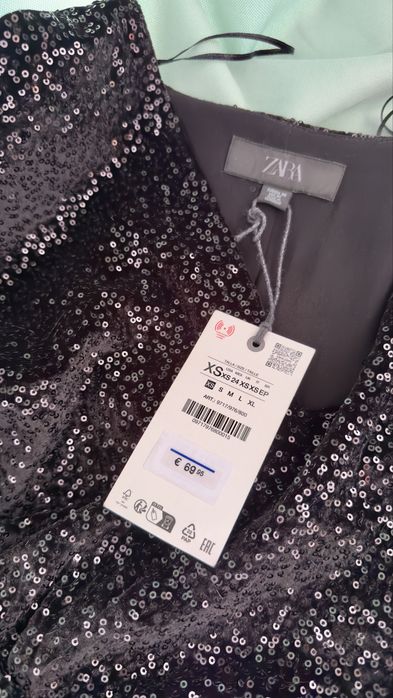 Елегантна рокля Zara