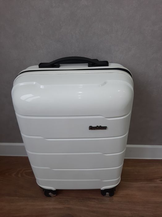 Чемодан непромокаемый.Размер "S".