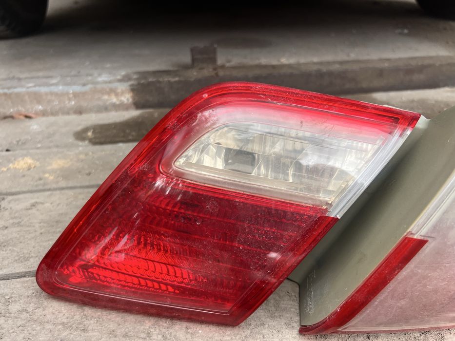 Фонарь задний на Camry 40