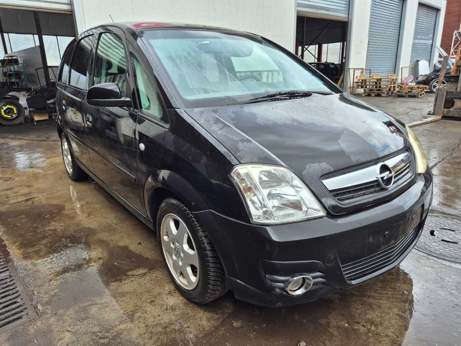 Opel Meriva На Части!!