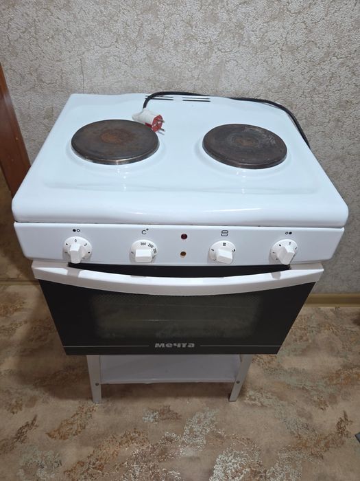 Продам Эл Плиту Мечта. 25000 Торг