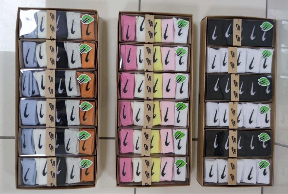 Бебешки Чорапки 

Цена 12 € в  кутия 

0-6 м

Еконт