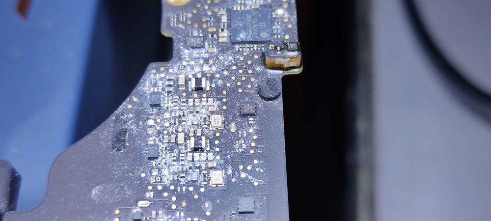 Service MacBook Arad | Inlocuire Tastatura, Baterie, Reparatii Lichid