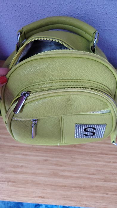 Дамска кожена раница