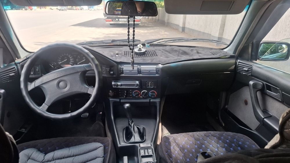 Продаю 520  BMW E34