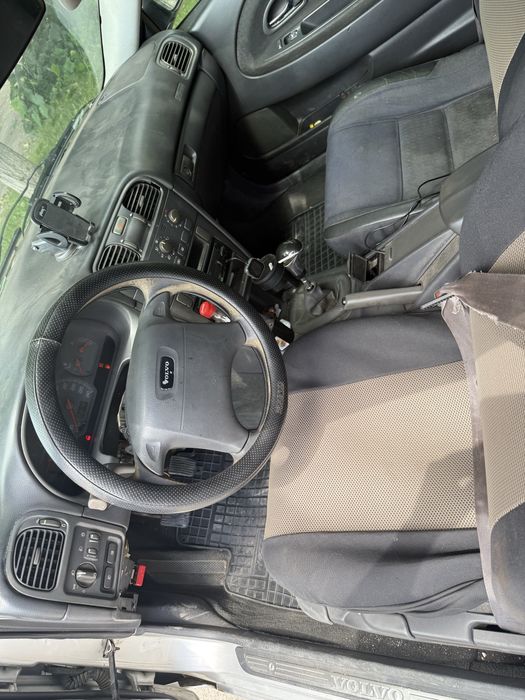 Volvo s40 1.9 2001г