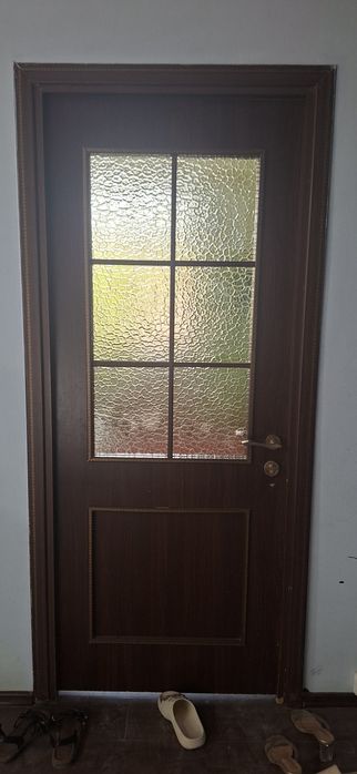 Продам двери 6 штук