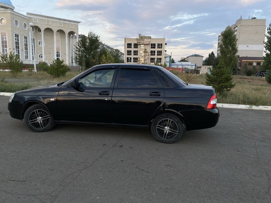 Продам машину приору