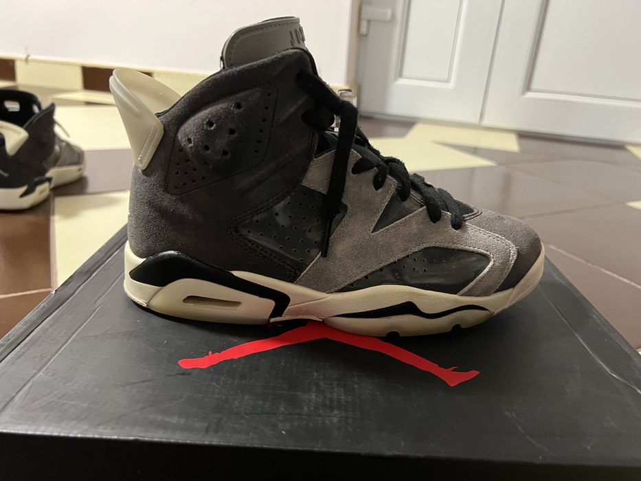 Vând Jordan AIR Retro 6 “smoke gray”, accept și unele schimburi